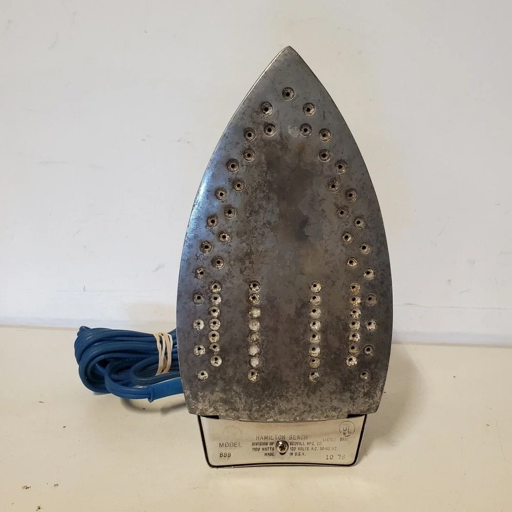 Vintage 1976 Blue Cord Hamilton Beach Scovill‎ No Scorch Clothes Iron Model 888